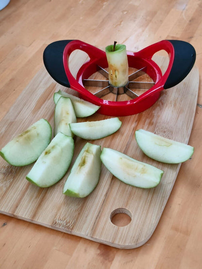 Stainless Steel Apple Cutter, Corer, and Slicer – Kitchen Tool for Easy Fruit Prep